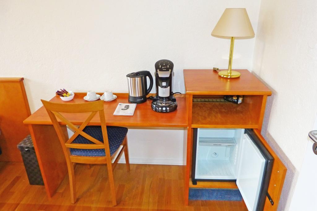 Messe-Zimmer Tus-Treff Düsseldorf Oda fotoğraf