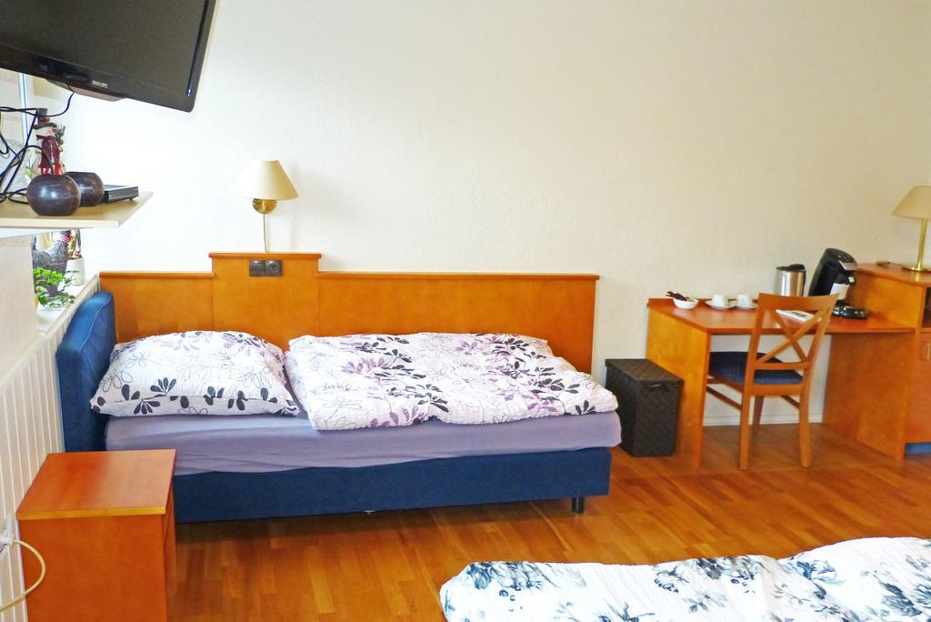 Messe-Zimmer Tus-Treff Düsseldorf Oda fotoğraf