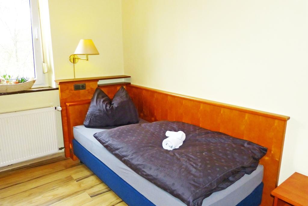 Messe-Zimmer Tus-Treff Düsseldorf Oda fotoğraf