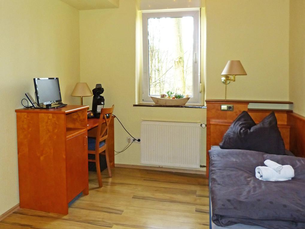 Messe-Zimmer Tus-Treff Düsseldorf Oda fotoğraf