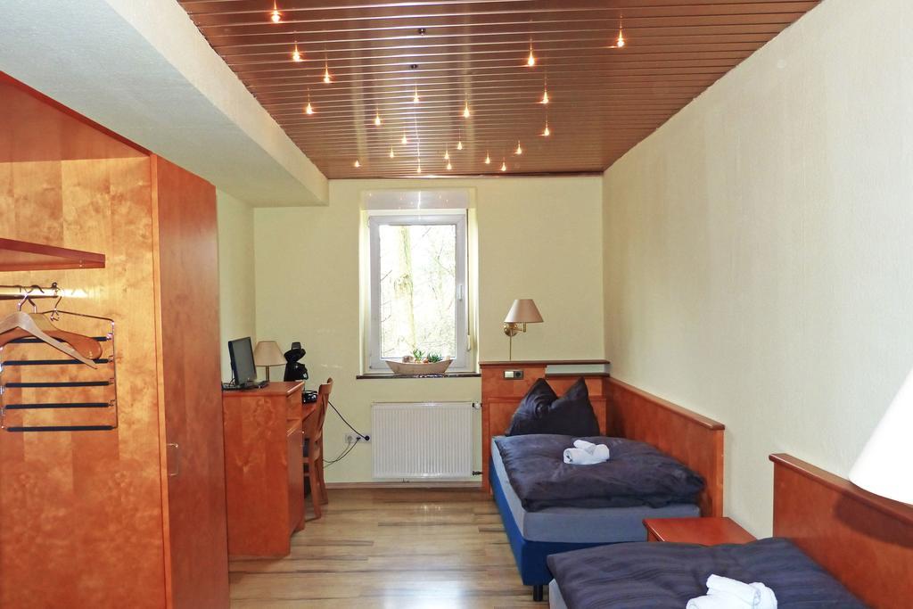 Messe-Zimmer Tus-Treff Düsseldorf Oda fotoğraf
