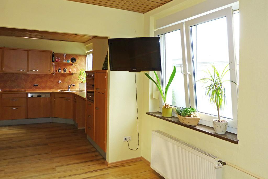 Messe-Zimmer Tus-Treff Düsseldorf Oda fotoğraf