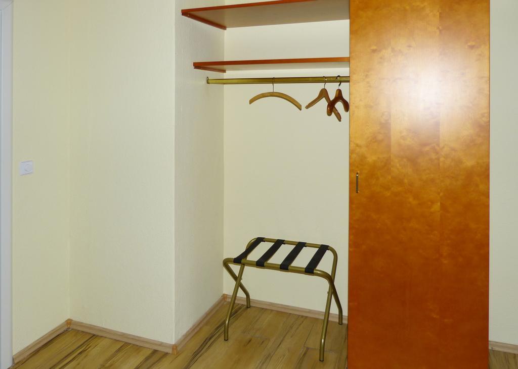 Messe-Zimmer Tus-Treff Düsseldorf Oda fotoğraf